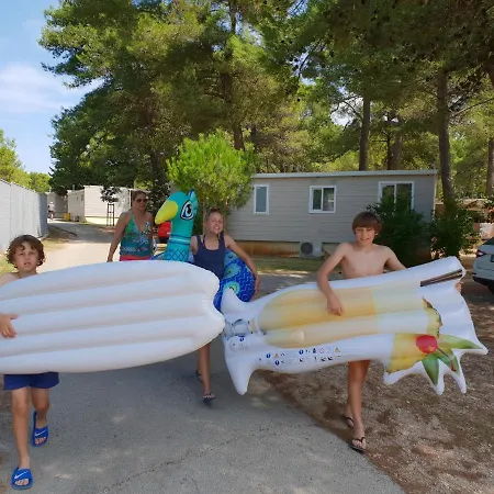 Zaton Mobile Parco vacanze *